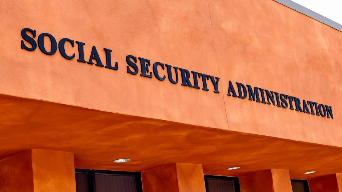 When Should I Start Taking Social Security Benefits?